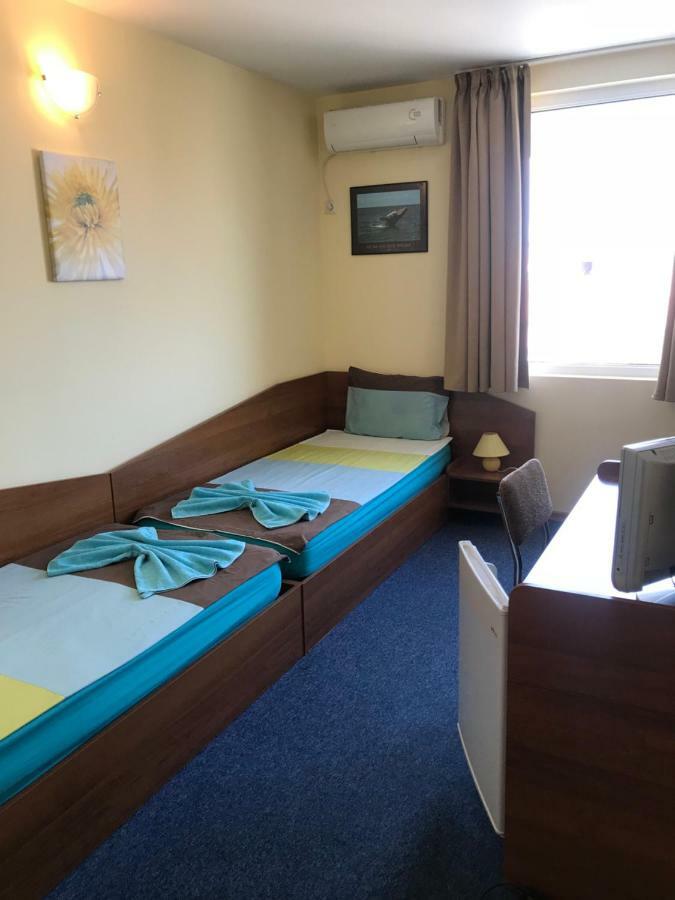 Guest House Plechkarovi Равда Экстерьер фото